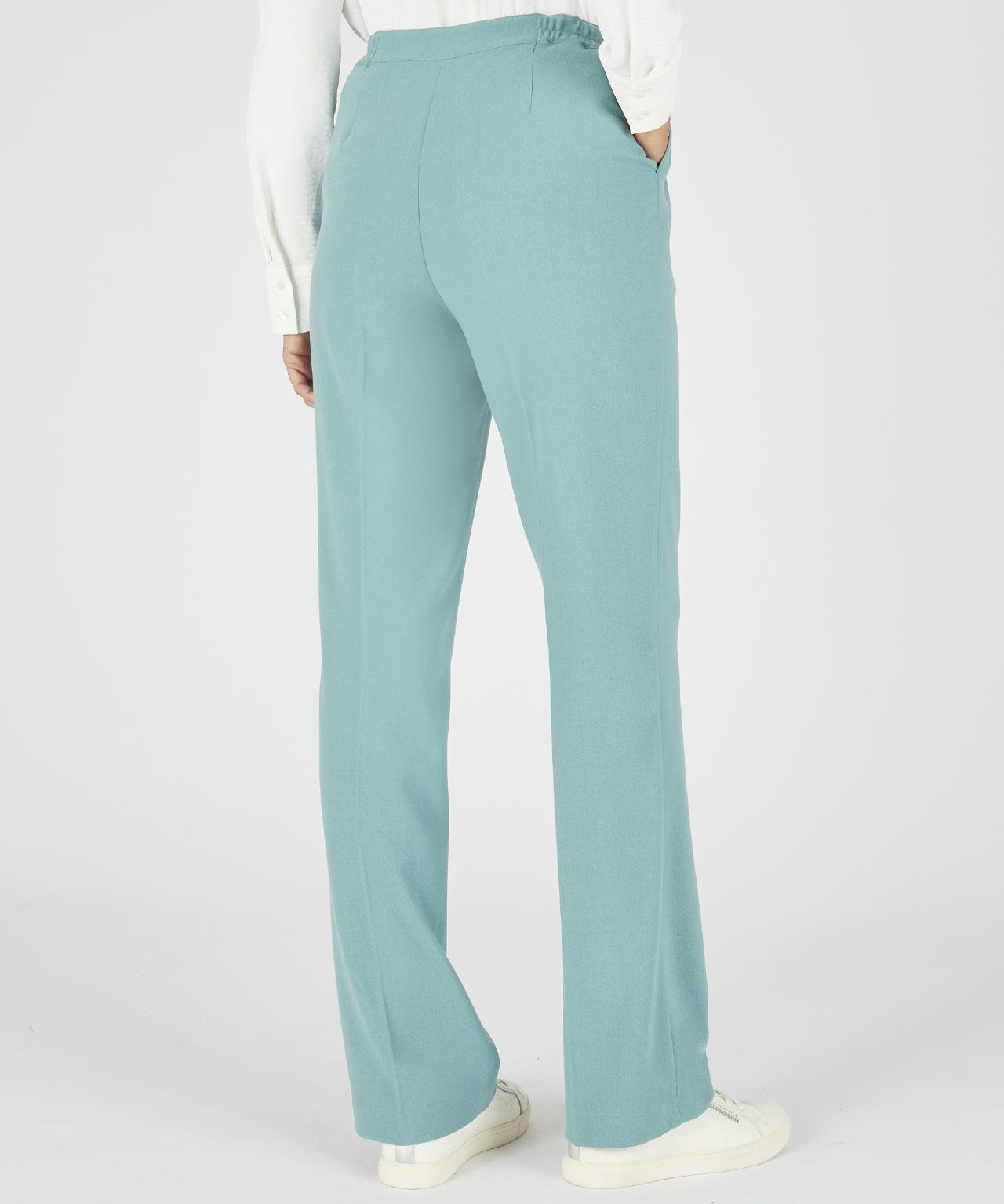 Wide-Leg Crêpe Trousers