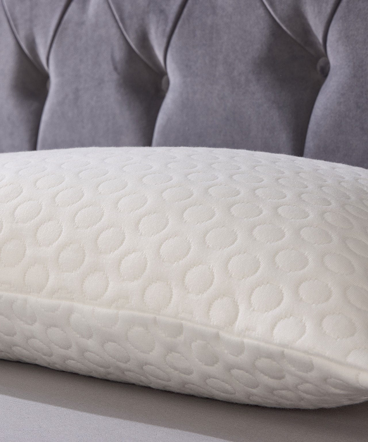 Memory Foam Pillow & Cover