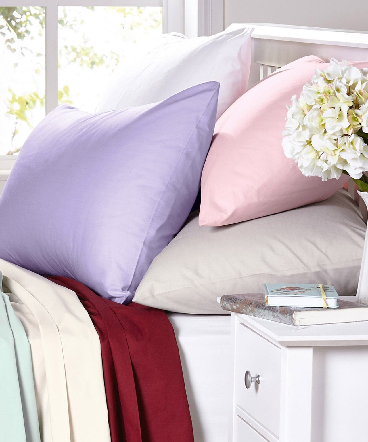 Easy-Care Plain Dye Pillowcases
