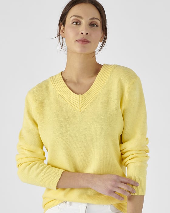 V-Neck Jumper