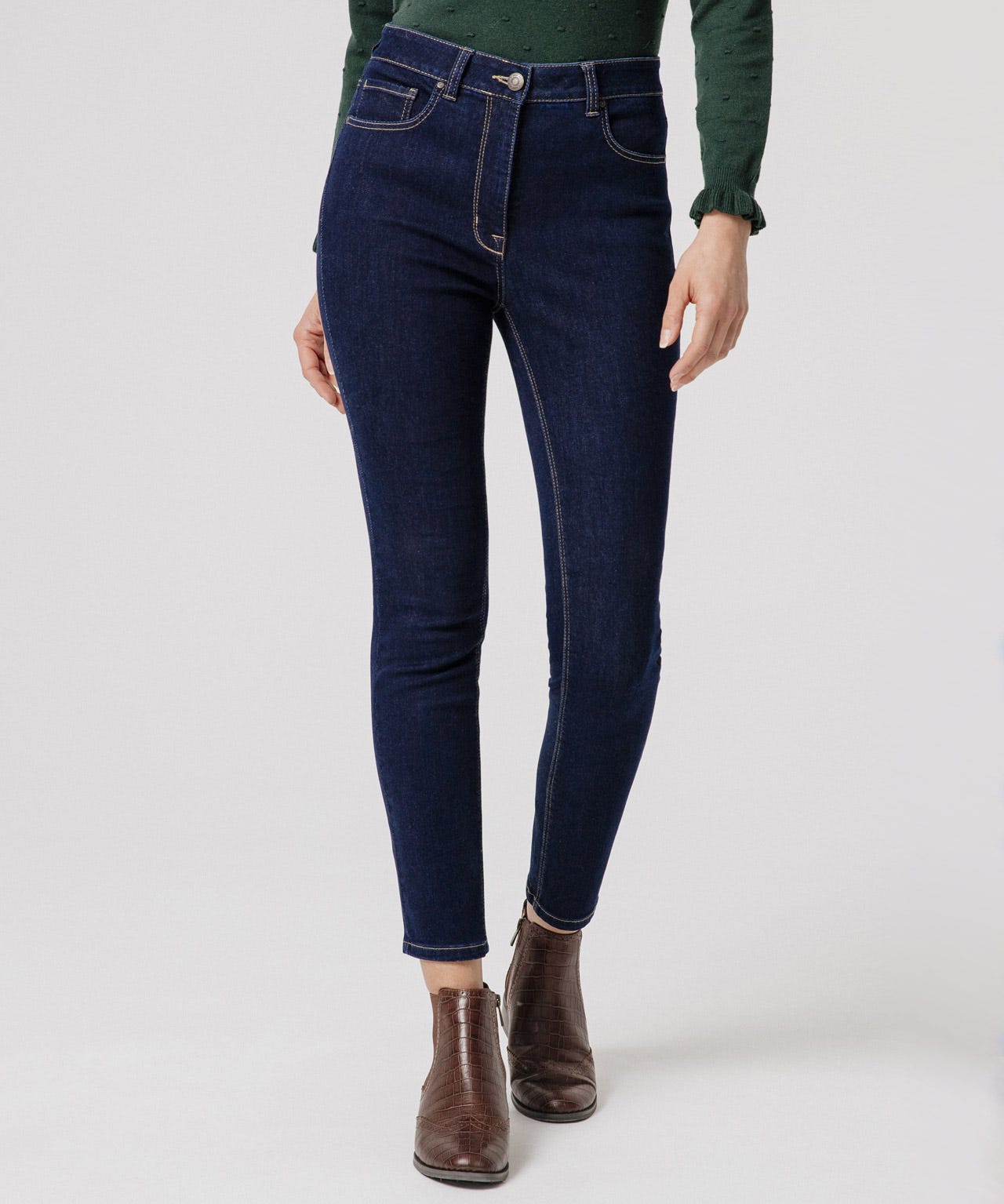 Secret Stretch 7/8 Perfect Fit Jeans