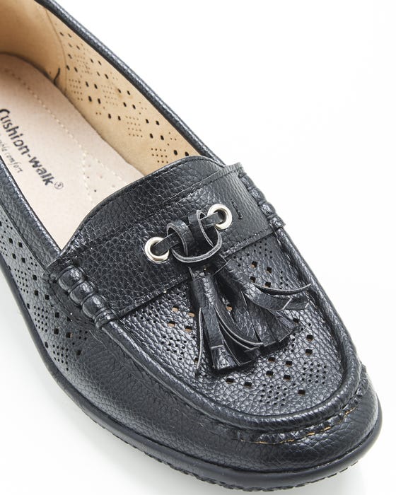 Cushion-walk tassel trim Moccasin