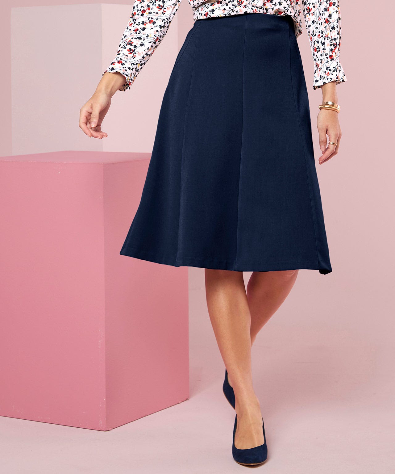 Pull-on Flare Skirt