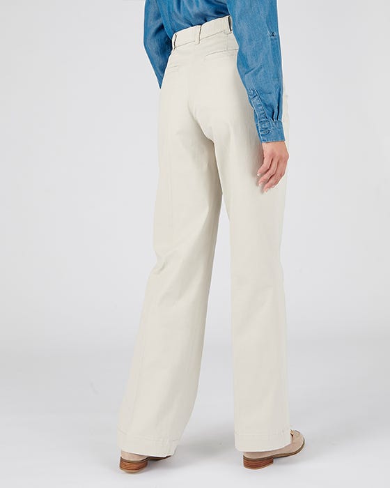 Wide-leg Trousers