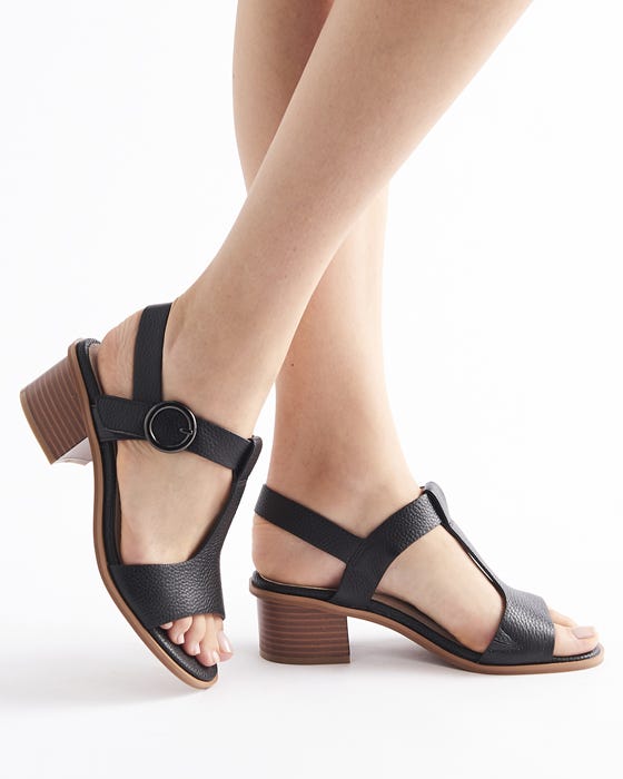 Block heeled Leather Sandal