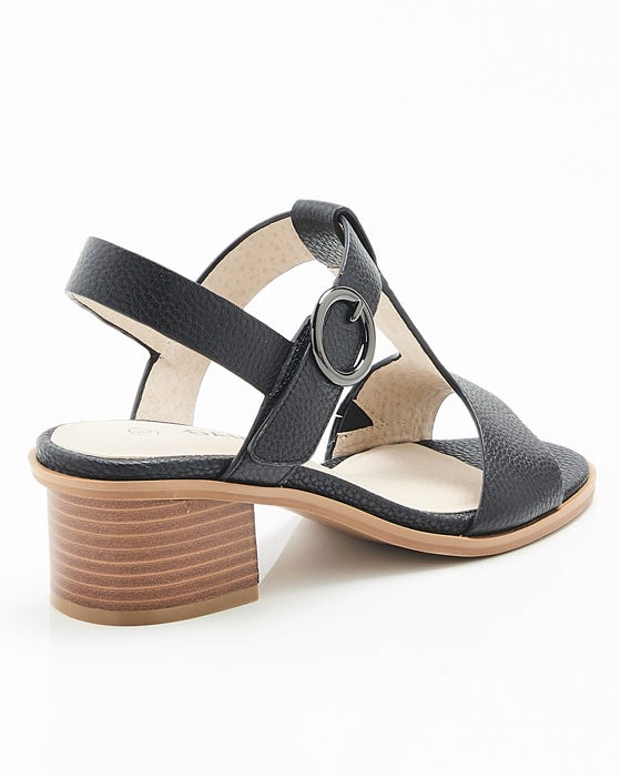 Block heeled Leather Sandal