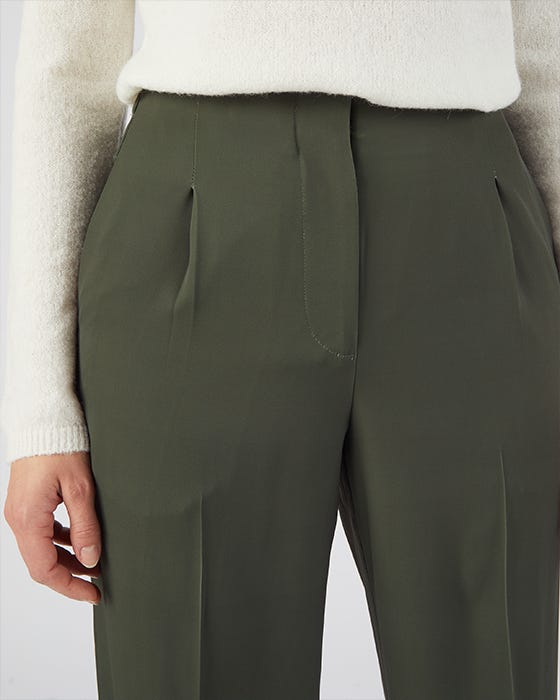 Wide-leg Trousers