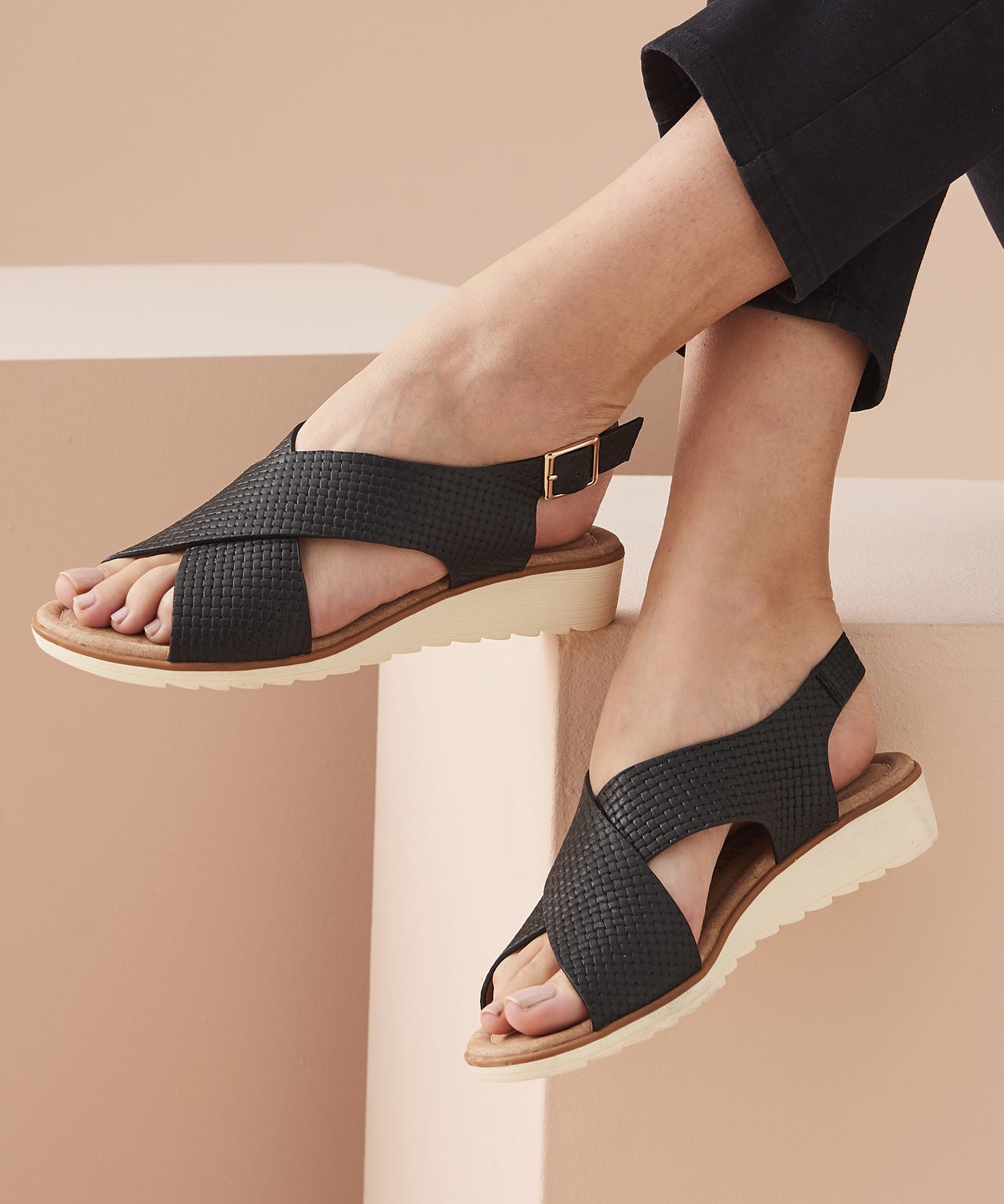 Amortyl Sandal