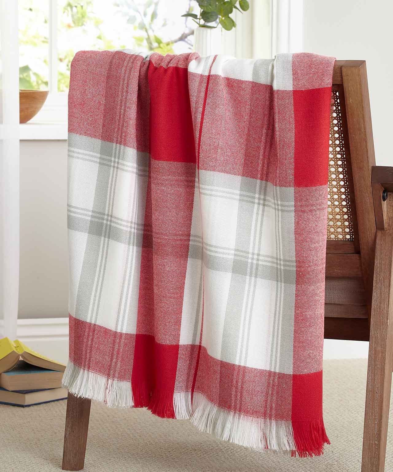 Pack of 2 Checked Throws
