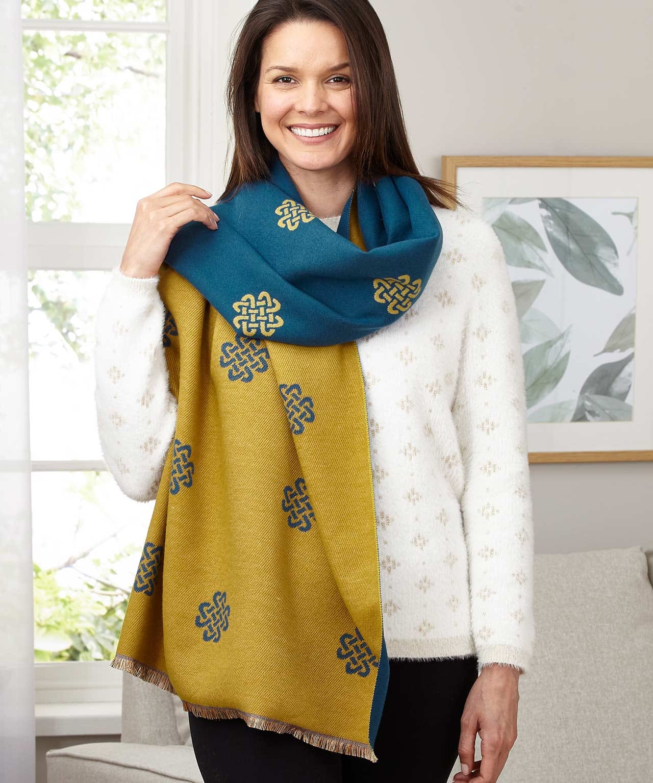 Super Soft Reversible Scarf