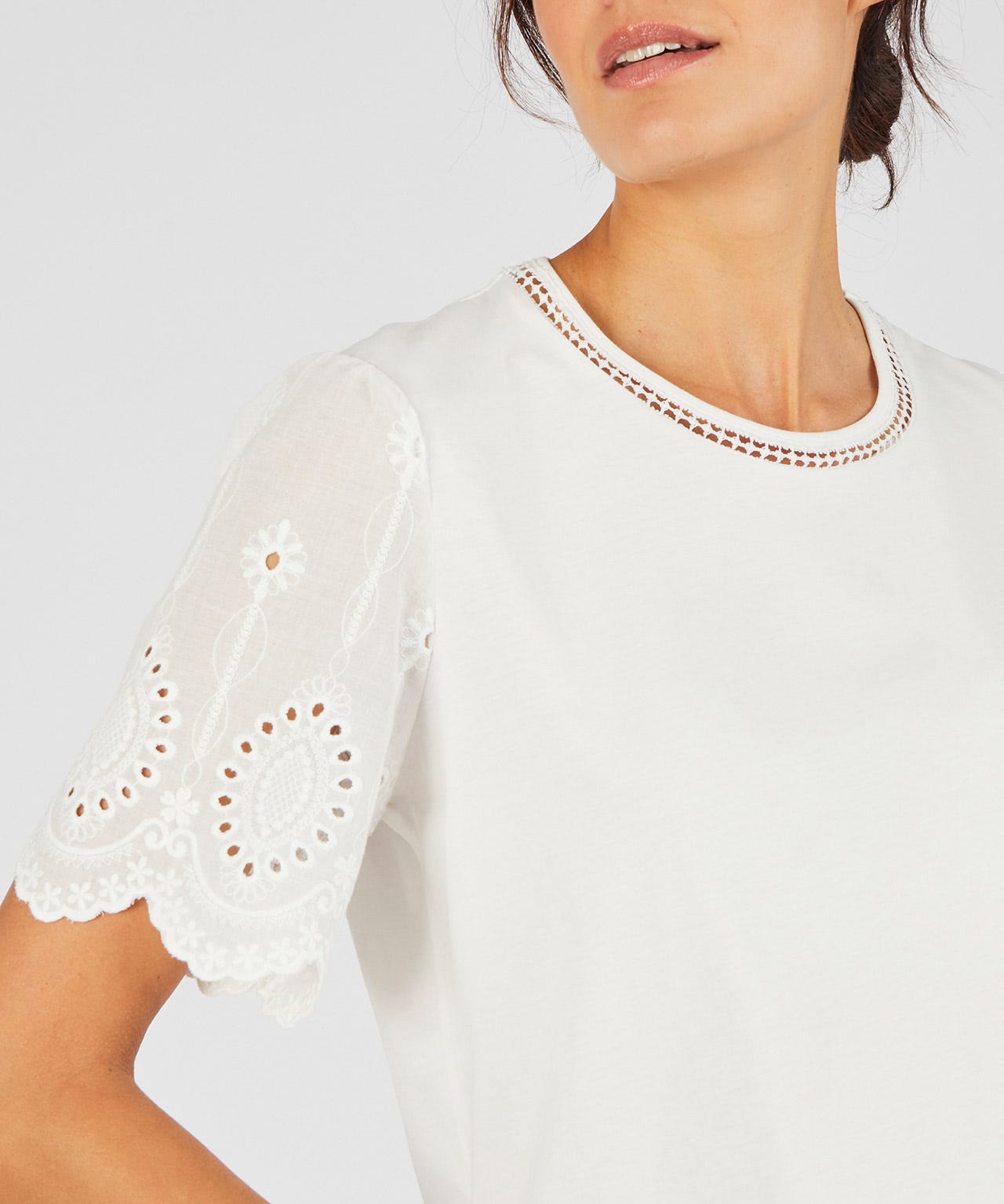 Broderie Anglais Detail T-shirt