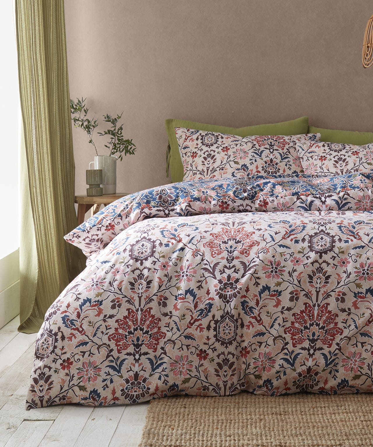 Keera Floral Reversible Duvet Set