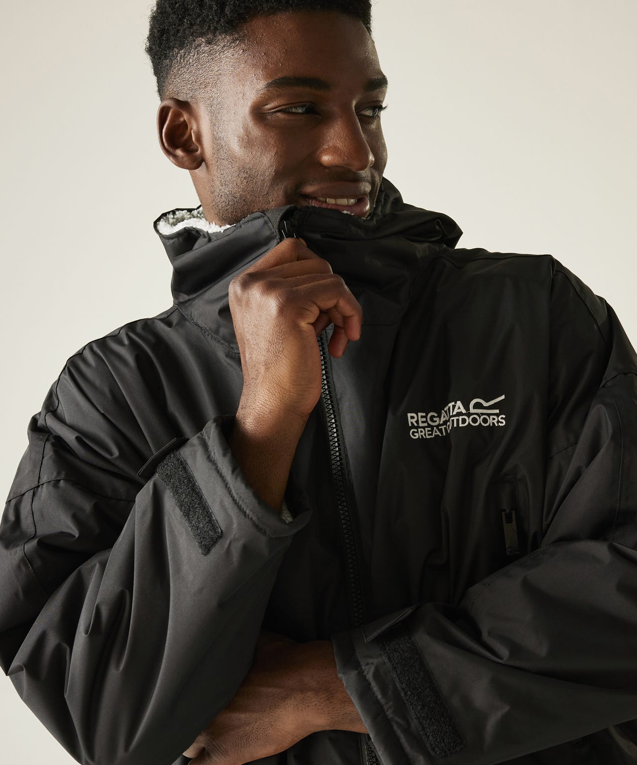 Regatta Adult Waterproof Changing Robe