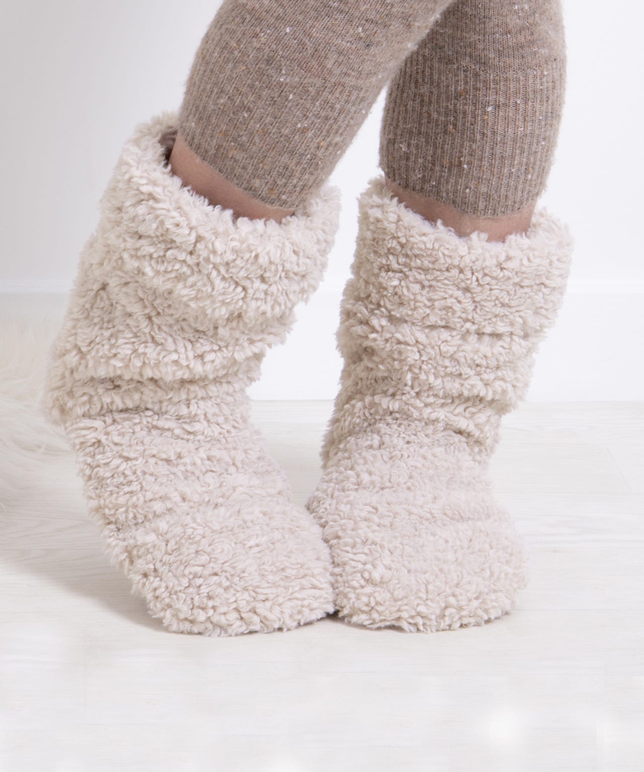 Totes Toasties Ladies Faux Fur Bootie Slipper Socks