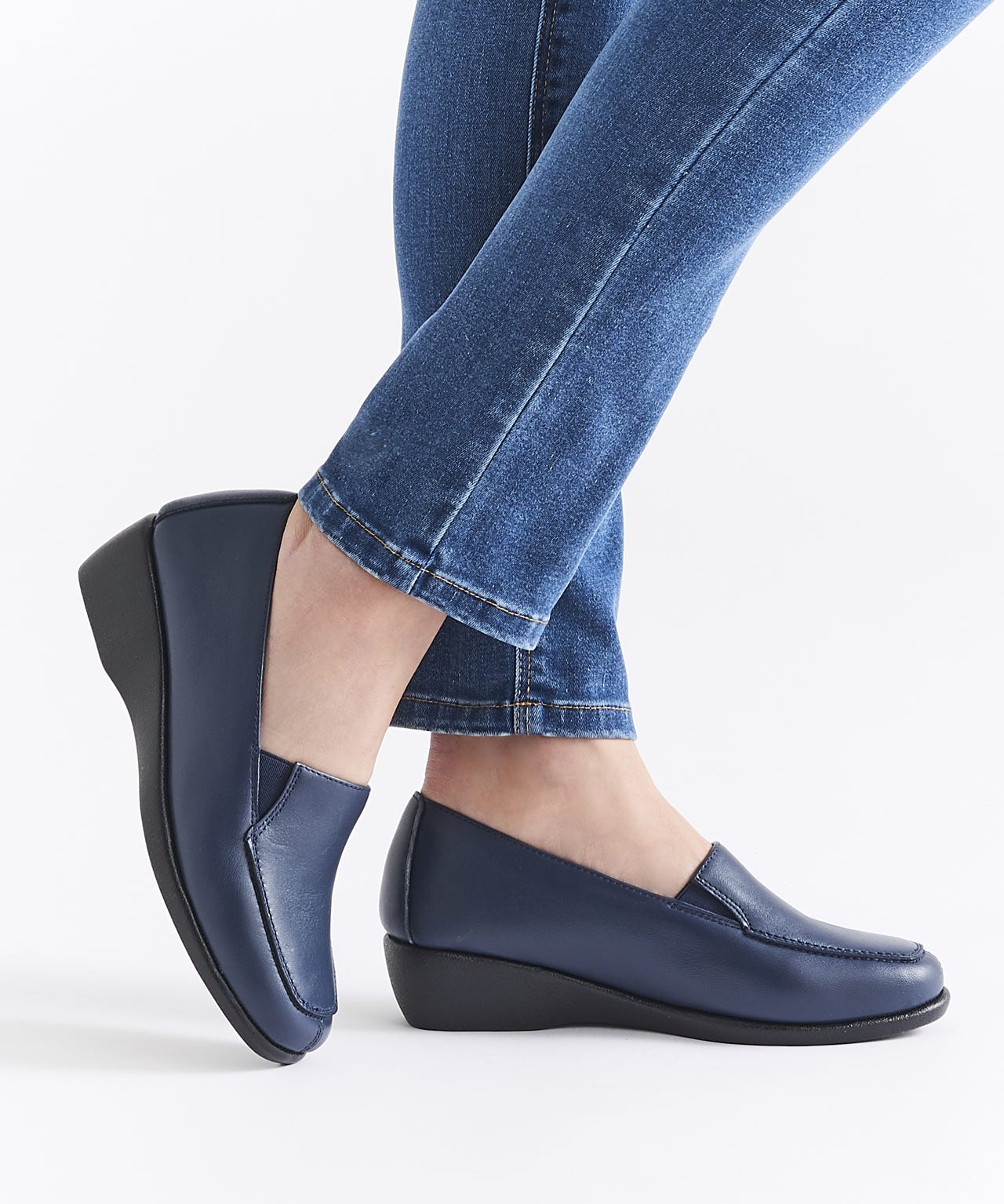 Flexible Sole Wedge Moccasin