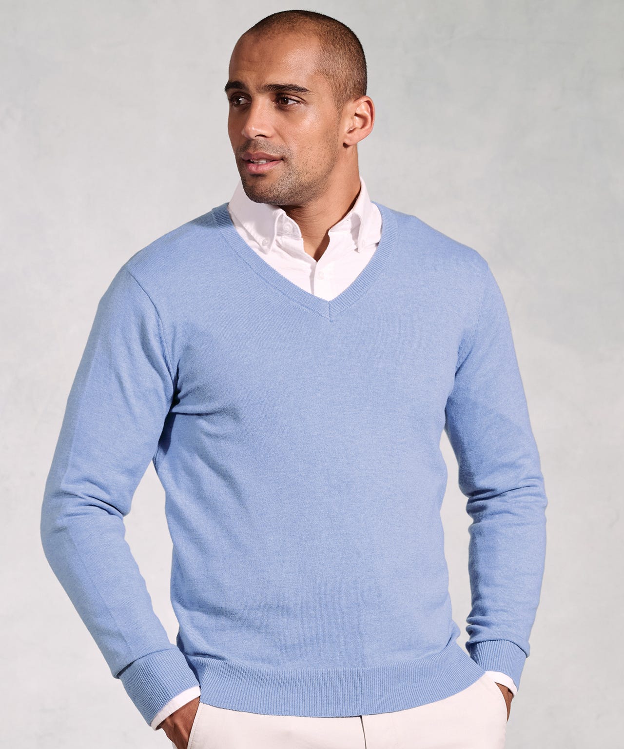 Brook Taverner - Berlin V Neck Jumper