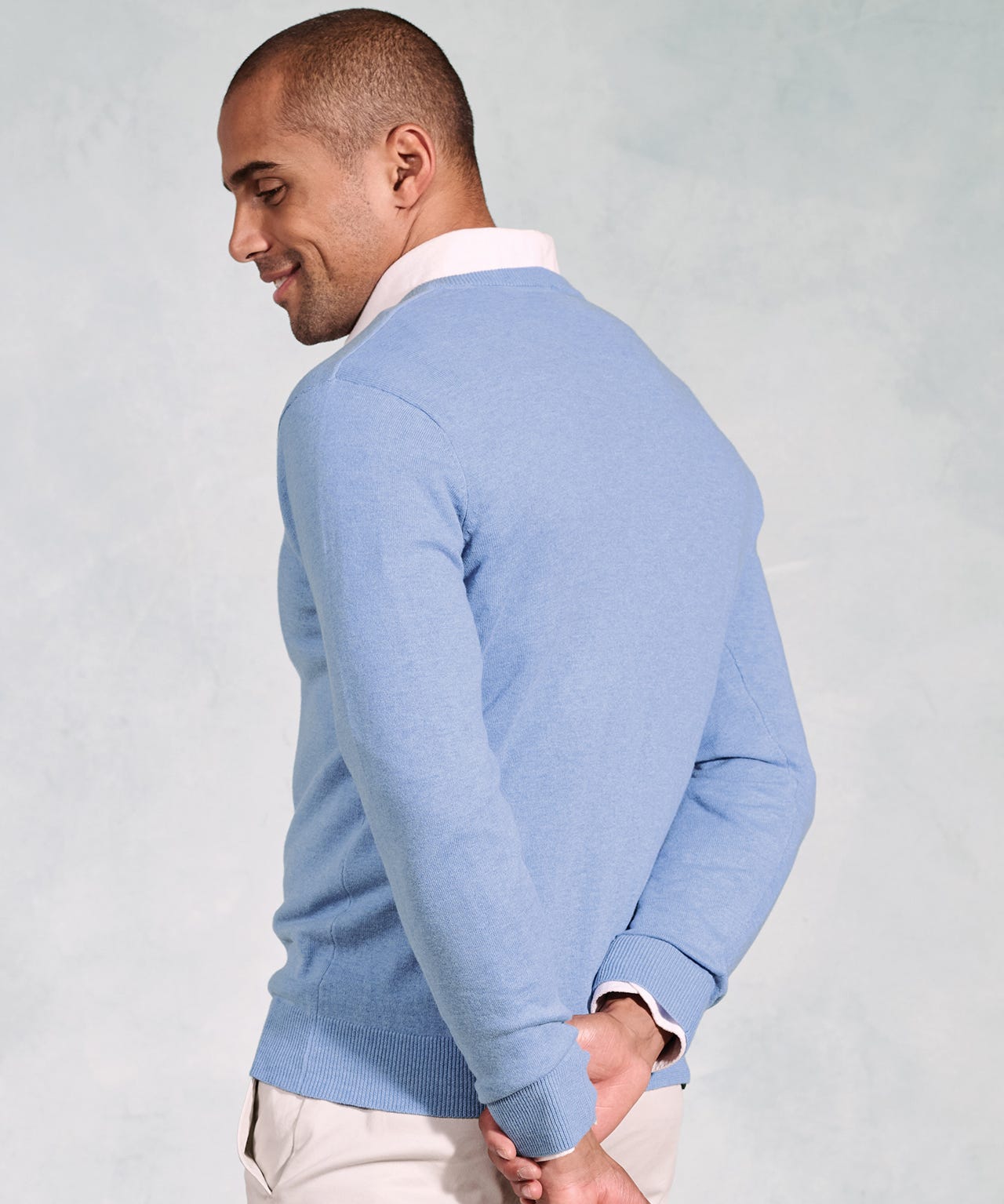 Brook Taverner - Berlin V Neck Jumper