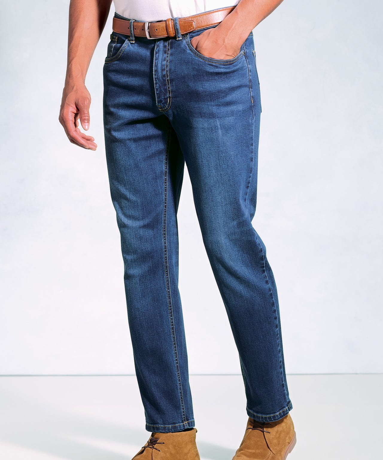 Brook Taverner - Douglas Vintage Wash Jeans