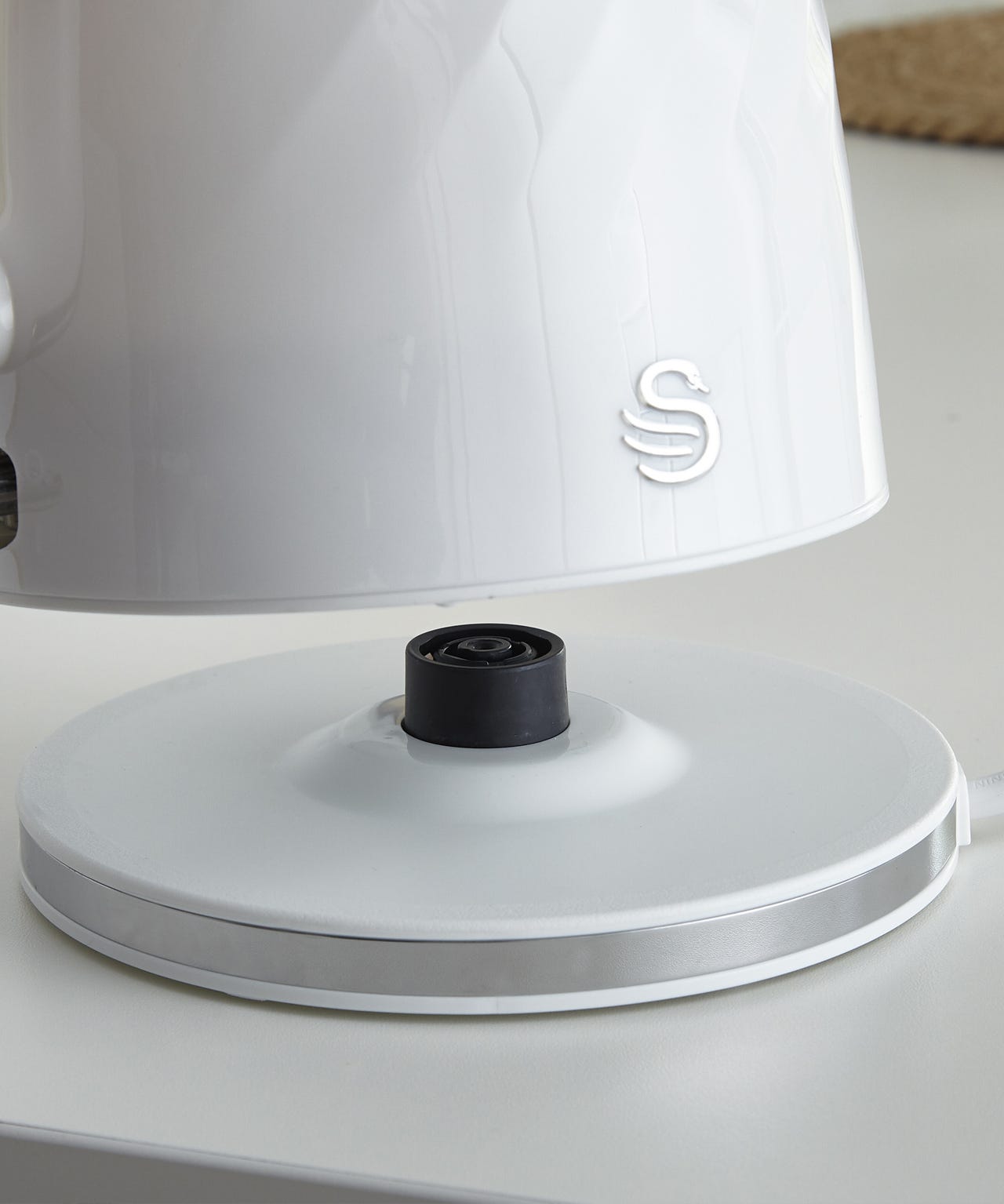 Swan Wave Cordless Kettle