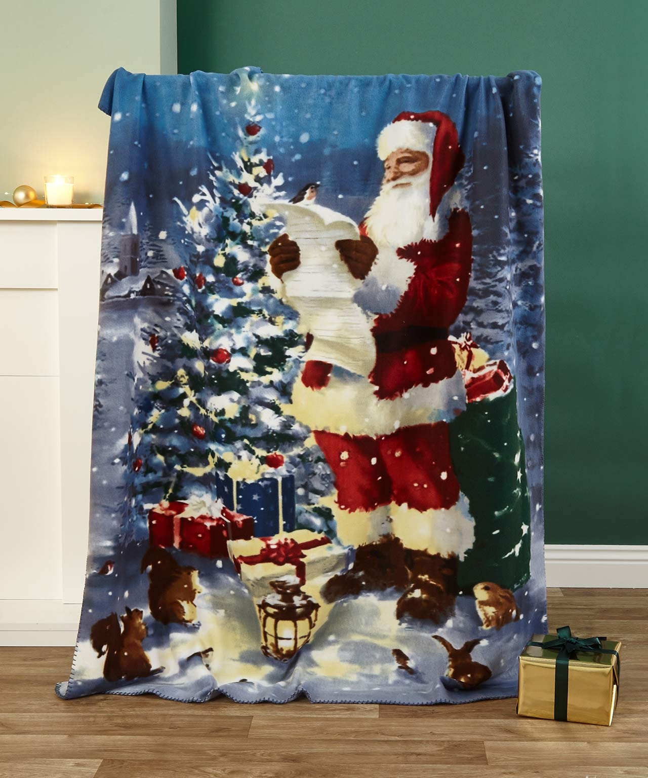Pack of 2 santa fleece Throws