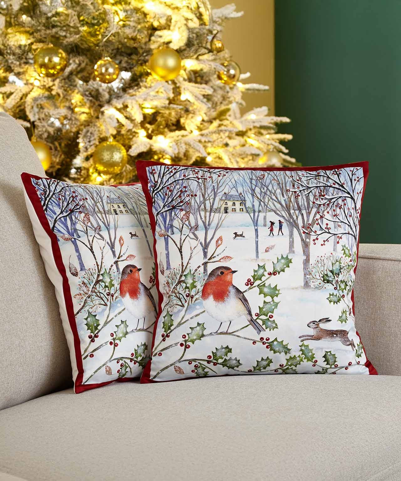 Pack of 2 Winter Robins Cushion Covers