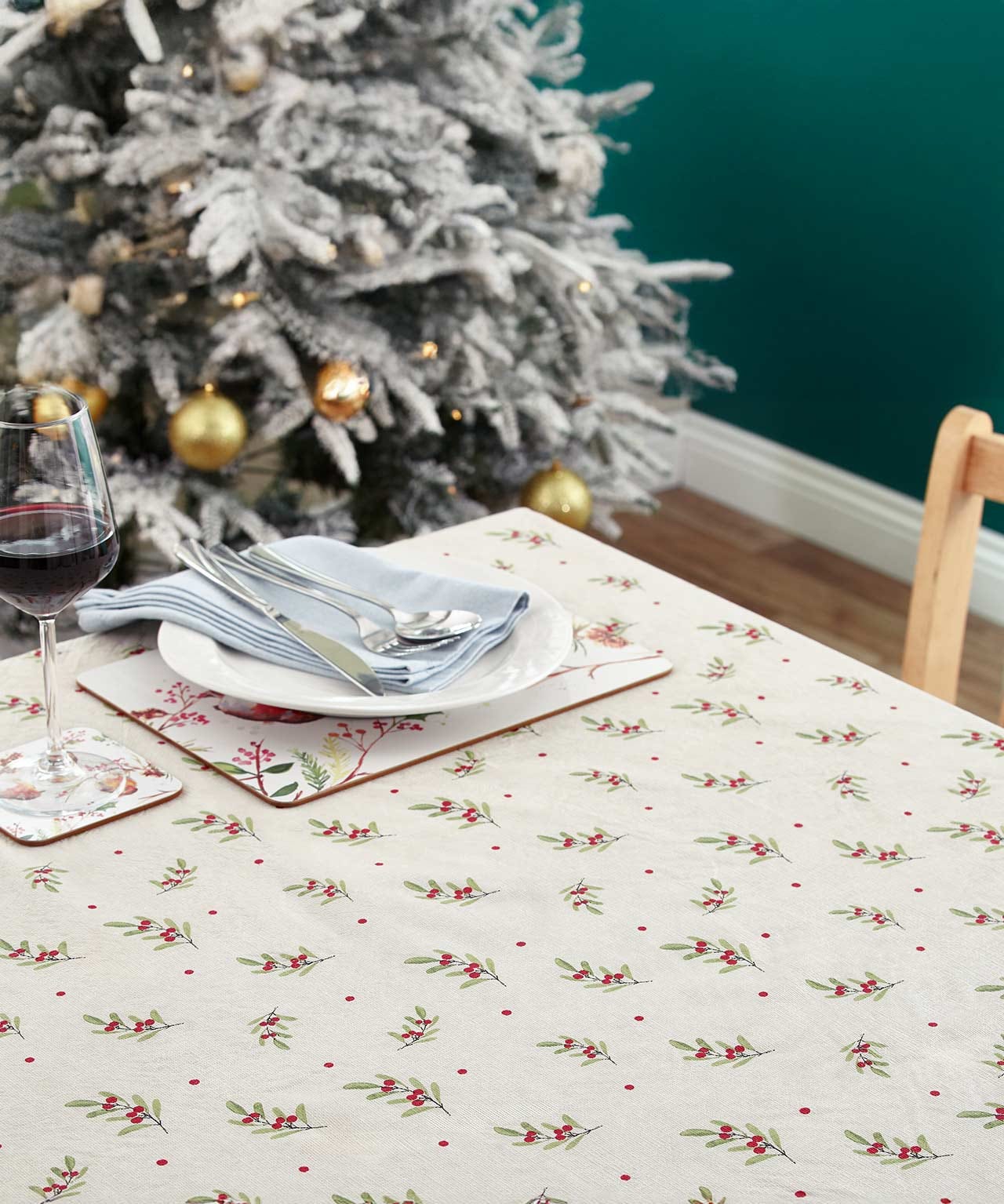 Merry & Bright Tablecloth