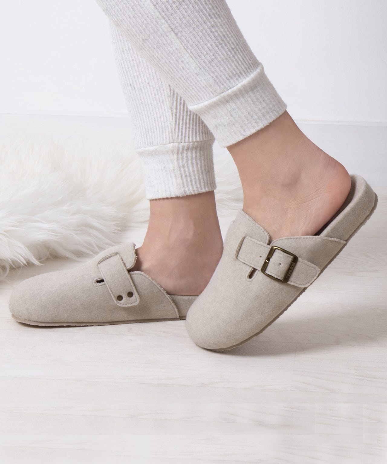 Totes Isotoner® Ladies Felt Clog Slipper