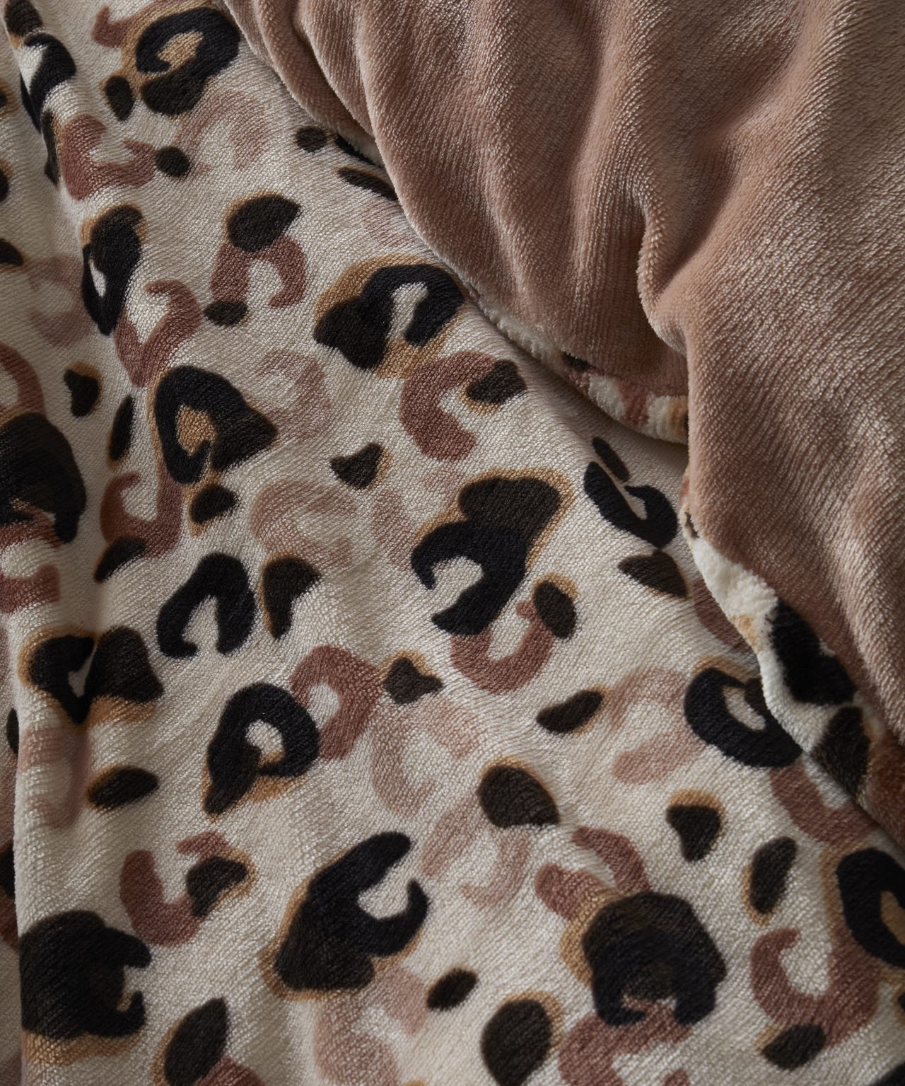 Cosy Leopard Duvet Set