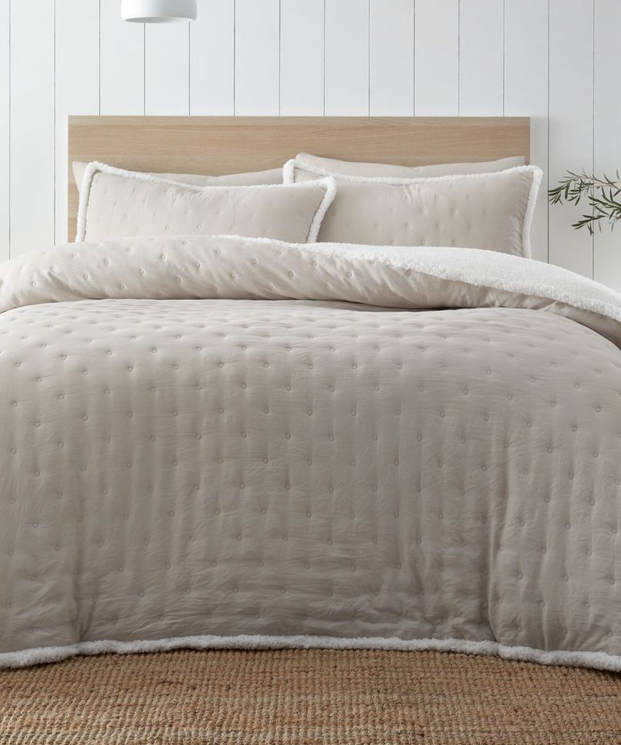 Catherine Lansfield Cosy Nori Sherpa Duvet Set