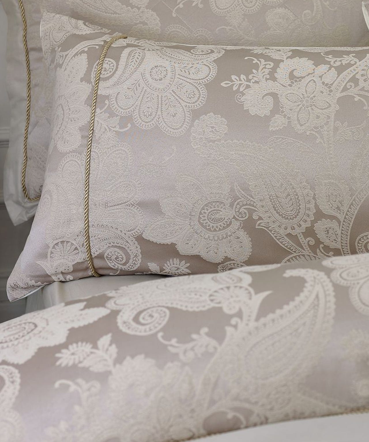 Catherine Lansfield Opulent Jacquard Duvet Set