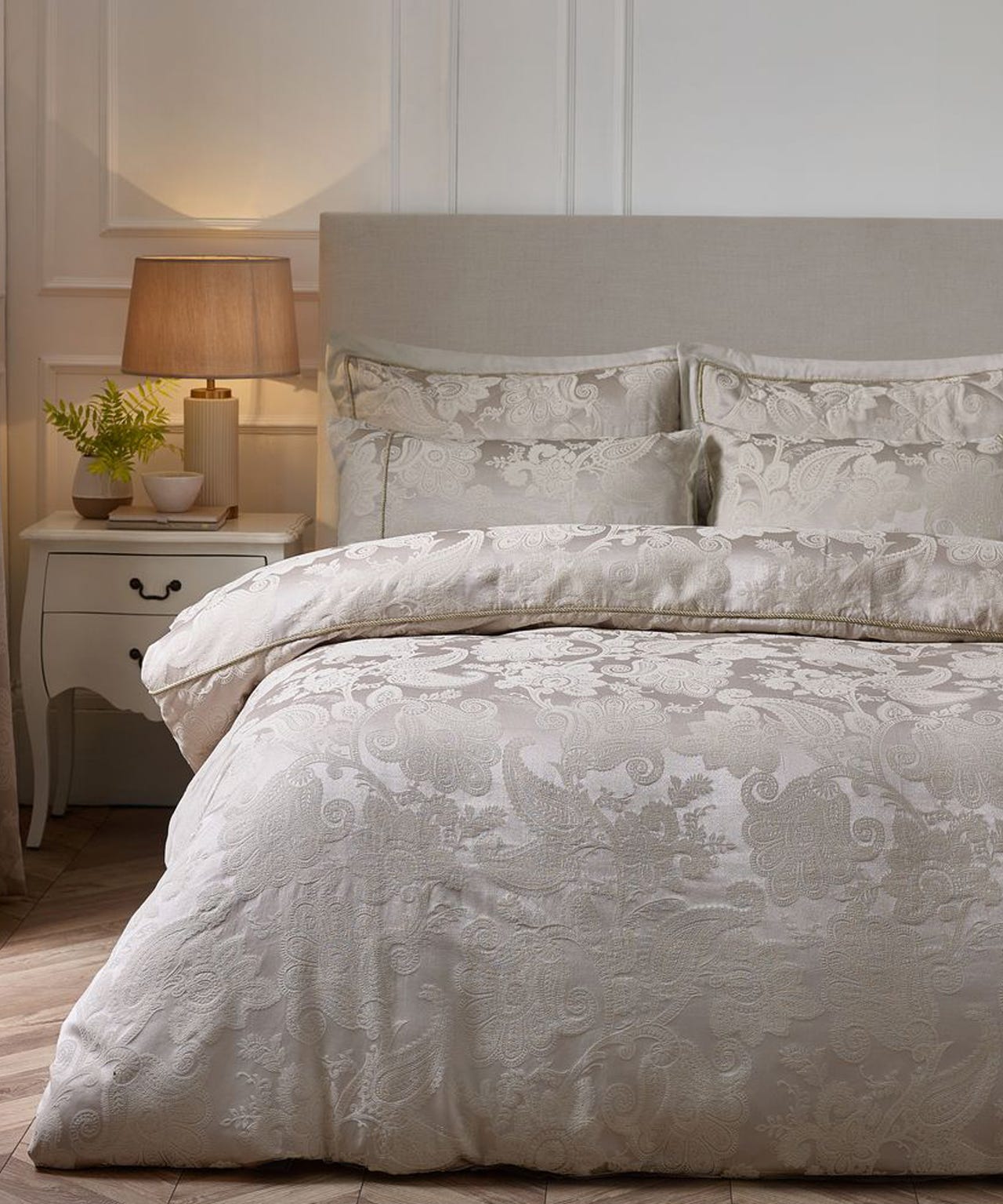 Catherine Lansfield Opulent Jacquard Duvet Set