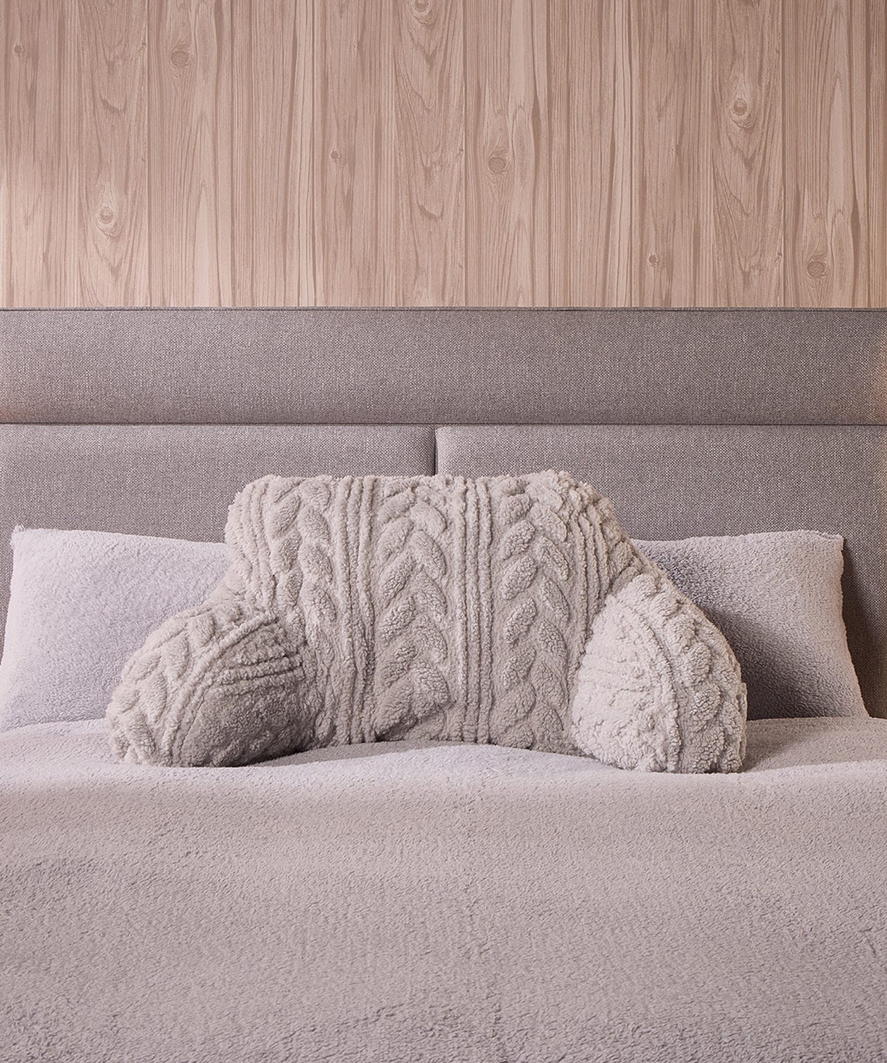 Cable Cuddle Cushion