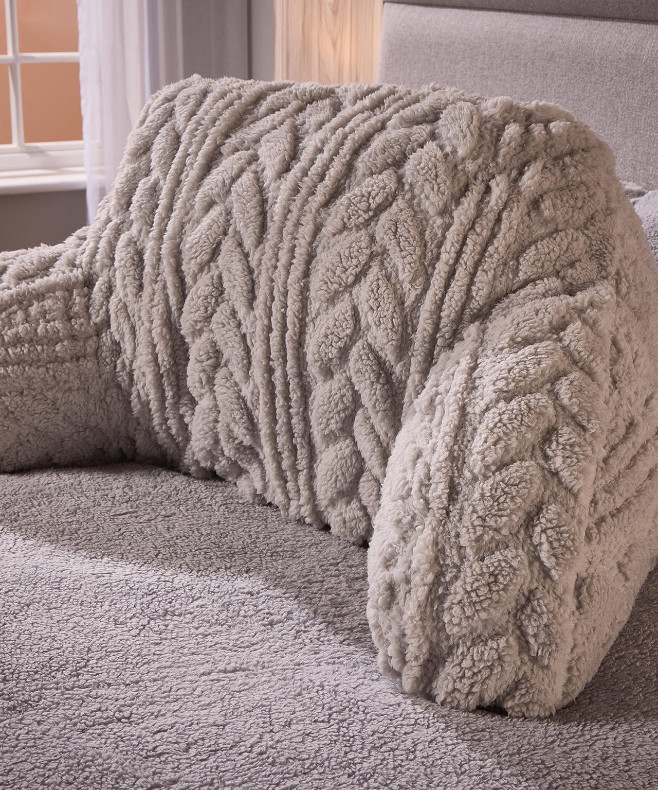 Cable Cuddle Cushion