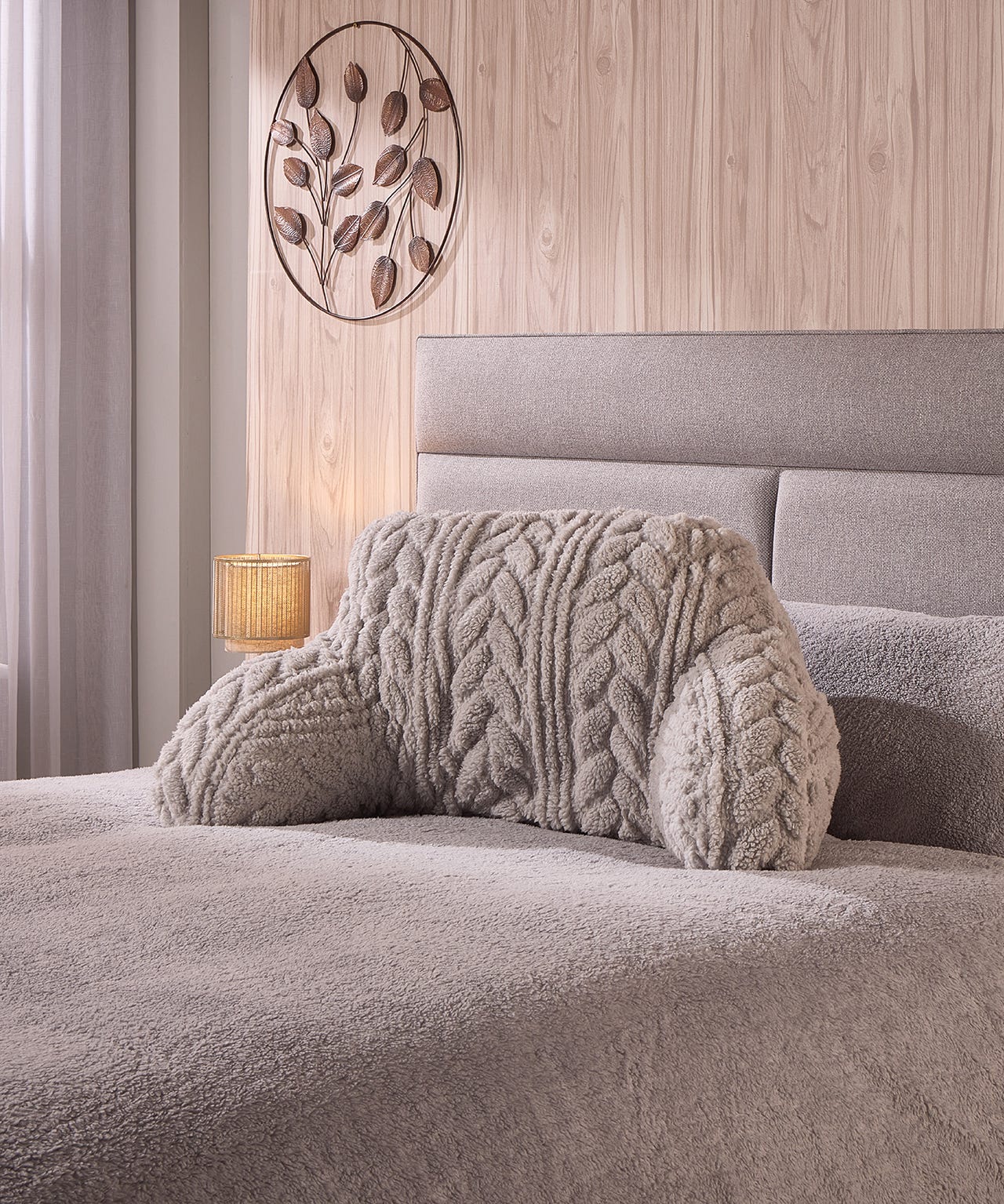 Cable Cuddle Cushion