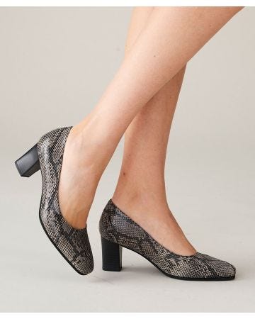 Court Shoe - E Fit