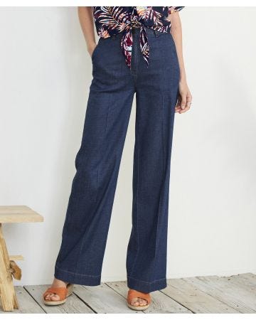 Wide-leg Jeans