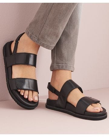 Piedical Sandal