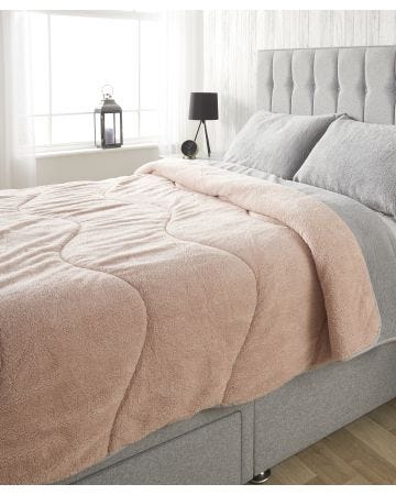 Huggleland Easy Wash Teddy Coverless Duvet