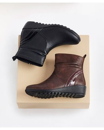 Cushion-walk Ankle Boots