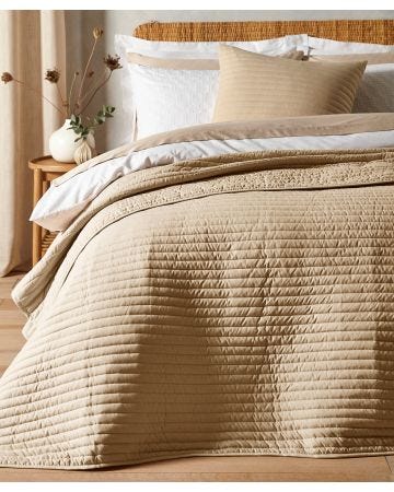 Quilted Lines Bedspread