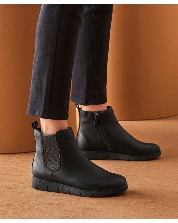 Amortyl Animal Print Detail Boots