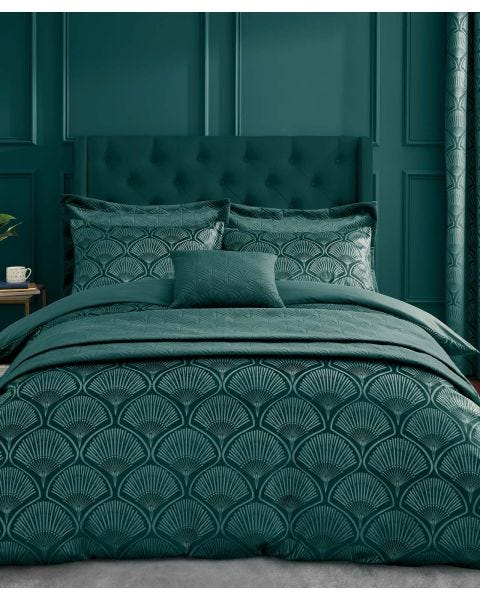 Catherine Lansfield Signature Collection Art Deco Pearl Duvet Set.