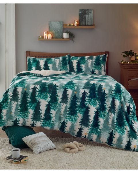 Deyongs Christmas Trees Duvet Set